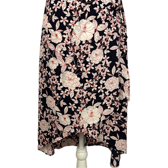 BANANA REPUBLIC | Navy Blue White Floral Print Faux Wrap Midi Dress NWT Sz 2 - Picture 5 of 15